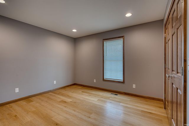 5083 Springfield Road, Wadesville, IN 47638