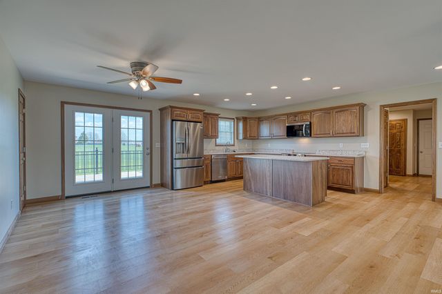 5083 Springfield Road, Wadesville, IN 47638