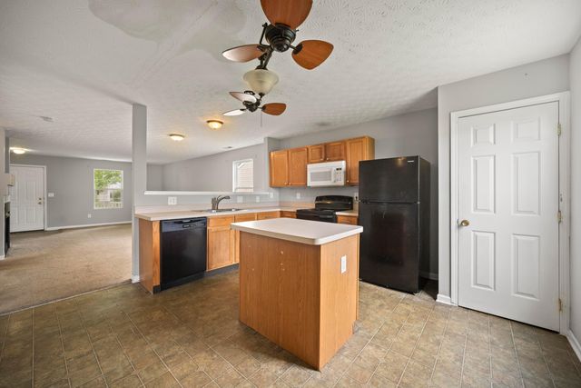 8080 Beardsley Avenue, Blacklick, OH 43004