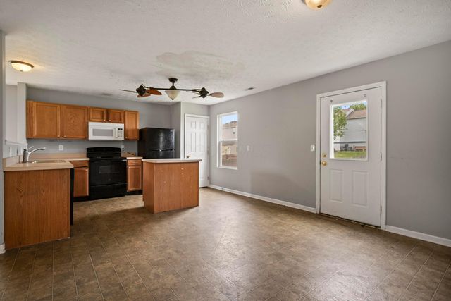 8080 Beardsley Avenue, Blacklick, OH 43004