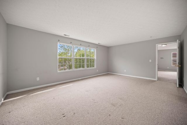 8080 Beardsley Avenue, Blacklick, OH 43004