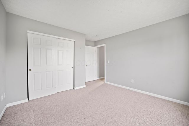 8080 Beardsley Avenue, Blacklick, OH 43004