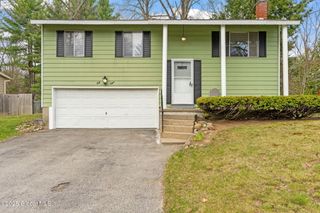 58 Curt Boulevard, Saratoga Springs, NY 12866