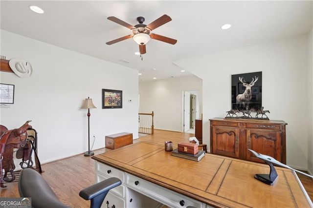 934 Grey Village Circle, Marietta, GA 30068