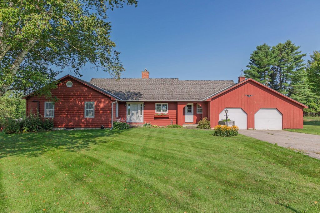 1359 Centerville Road, Hyde Park, VT 05655
