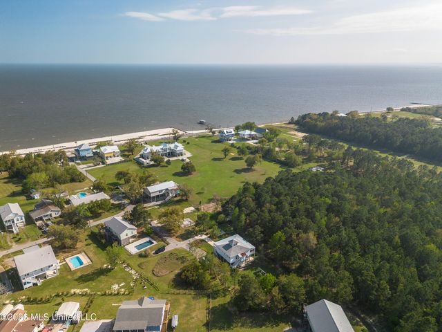 146 Dane Road, Waveland, MS 39576