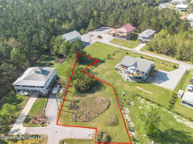 146 Dane Road, Waveland, MS 39576