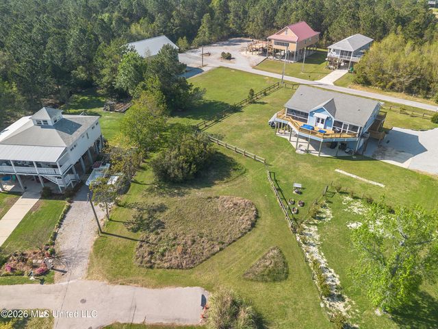 146 Dane Road, Waveland, MS 39576