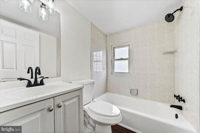 1821 PLUM, Upper Chichester, PA 19061