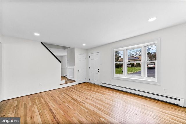 1821 PLUM, Upper Chichester, PA 19061