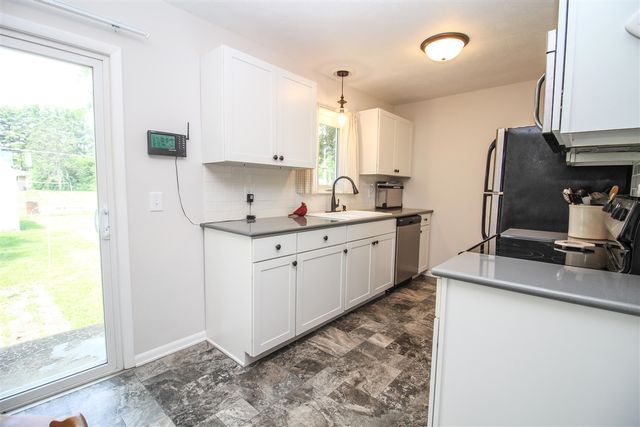 58408 Kerr Creek Road, Three Rivers, MI 49093