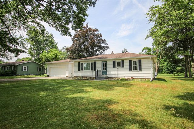 58408 Kerr Creek Road, Three Rivers, MI 49093