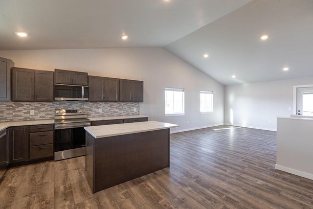 2210 Henry Johns BOULEVARD, Bangor, WI 54614