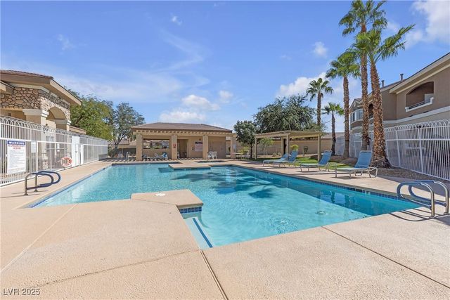 833 Aspen Peak Loop 1321, Henderson, NV 89011