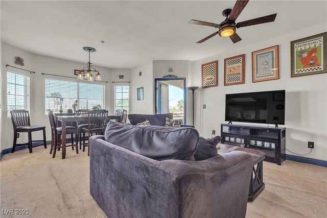 833 Aspen Peak Loop 1321, Henderson, NV 89011