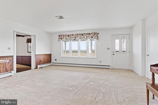 489 DOUBLING GAP RD, Newville, PA 17241