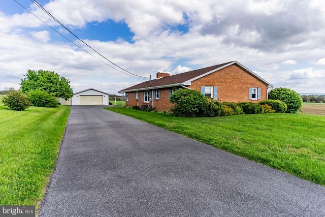 489 DOUBLING GAP RD, Newville, PA 17241