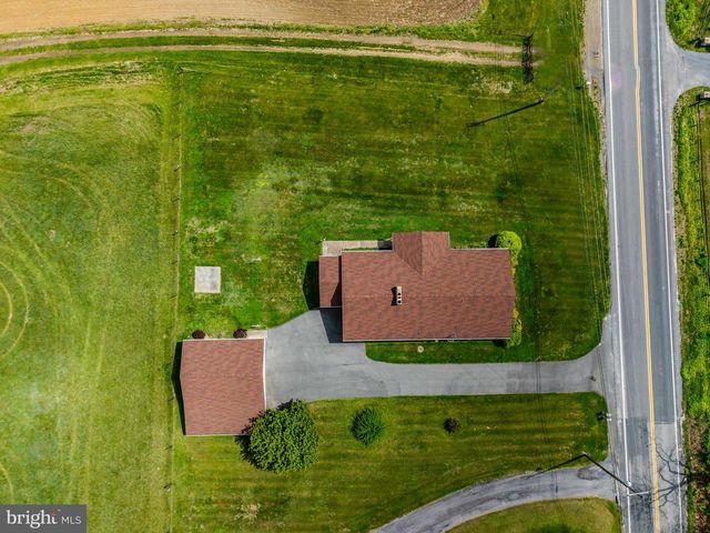 489 DOUBLING GAP RD, Newville, PA 17241