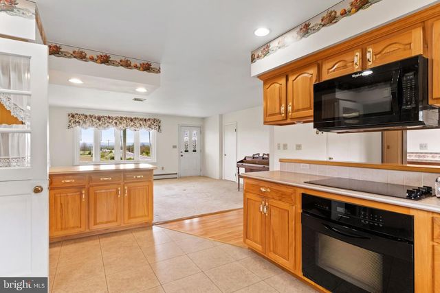 489 DOUBLING GAP RD, Newville, PA 17241