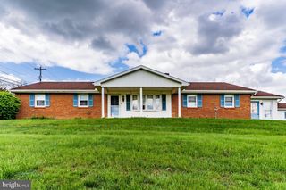 489 DOUBLING GAP RD, Newville, PA 17241
