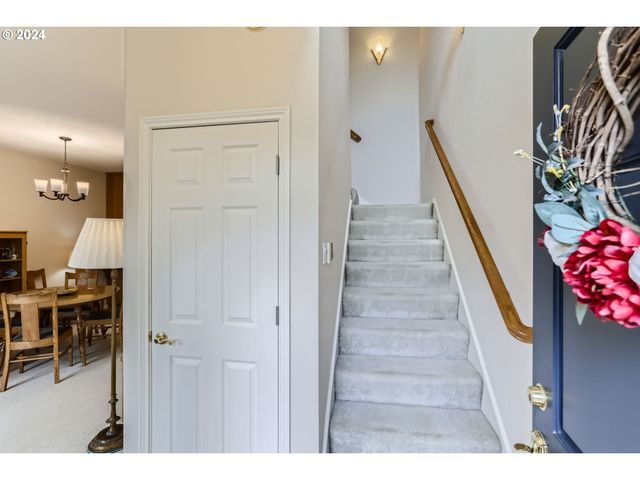 28635 Sw ROGER Blvd 70, Wilsonville, OR 97070