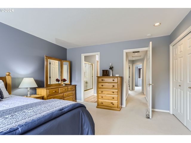 28635 Sw ROGER Blvd 70, Wilsonville, OR 97070