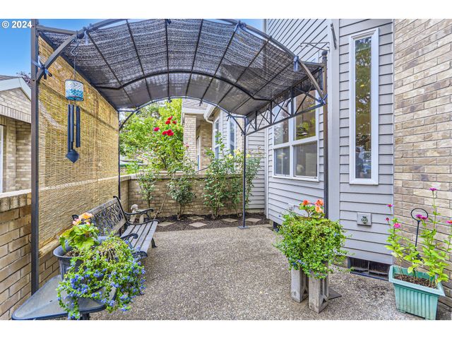 28635 Sw ROGER Blvd 70, Wilsonville, OR 97070