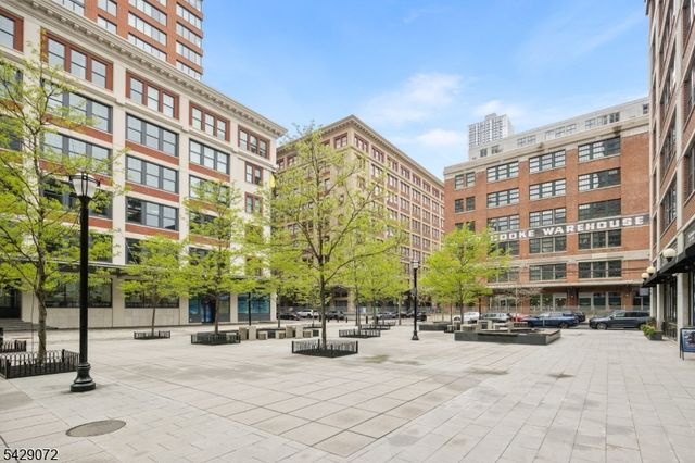 143 Morgan St 7E, Jersey City, NJ 07302