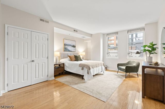143 Morgan St 7E, Jersey City, NJ 07302