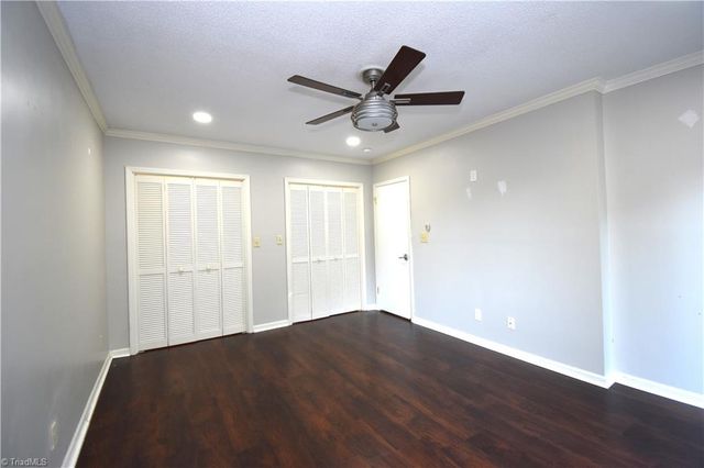 129 Forest View Drive, Winston-salem, NC 27104