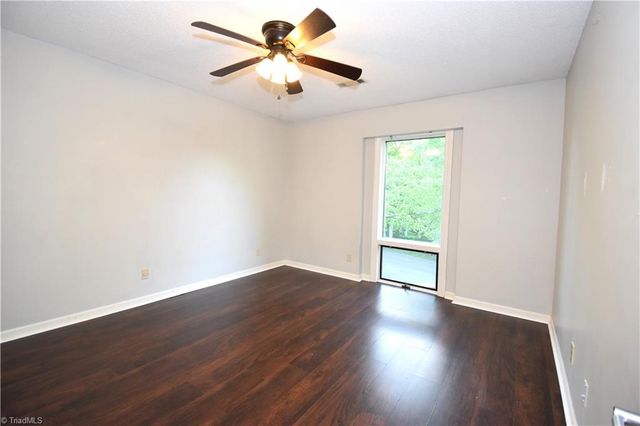 129 Forest View Drive, Winston-salem, NC 27104