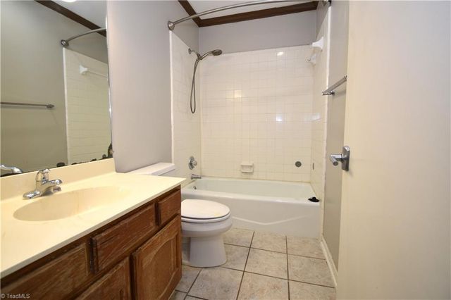 129 Forest View Drive, Winston-salem, NC 27104