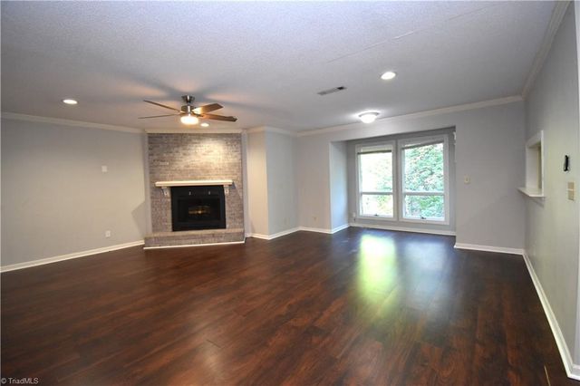 129 Forest View Drive, Winston-salem, NC 27104
