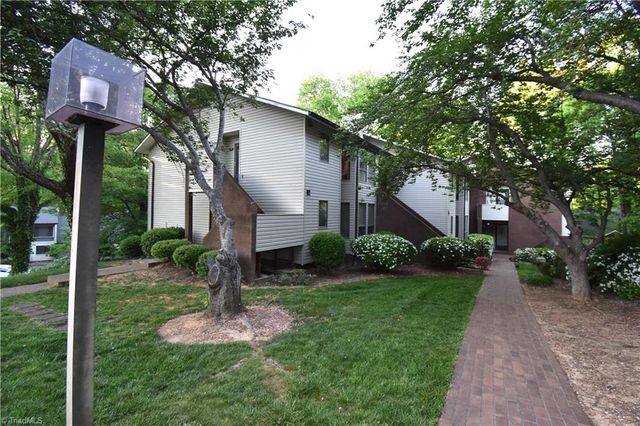 129 Forest View Drive, Winston-salem, NC 27104