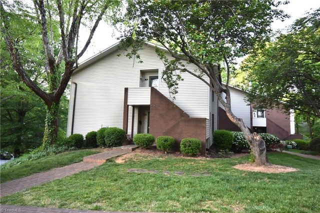 129 Forest View Drive, Winston-salem, NC 27104