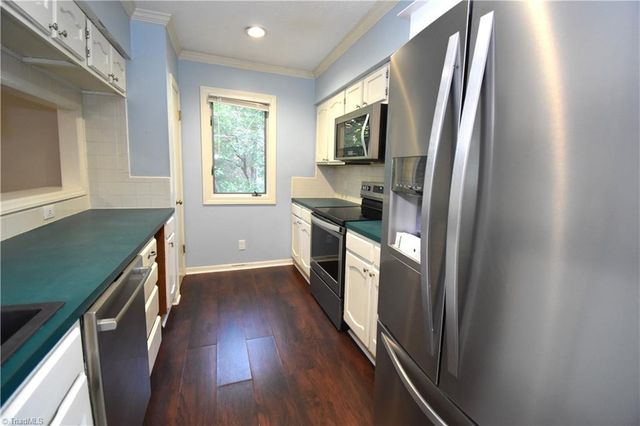 129 Forest View Drive, Winston-salem, NC 27104