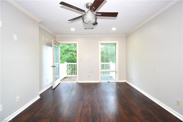 129 Forest View Drive, Winston-salem, NC 27104