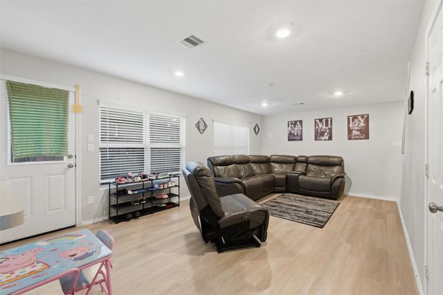3655 Solanum Drive, Conroe, TX 77301