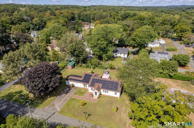 64 Dohm Avenue, Guilford, CT 06437