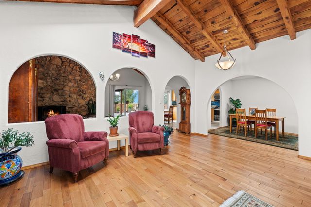 609 MARK Drive NE, Albuquerque, NM 87123