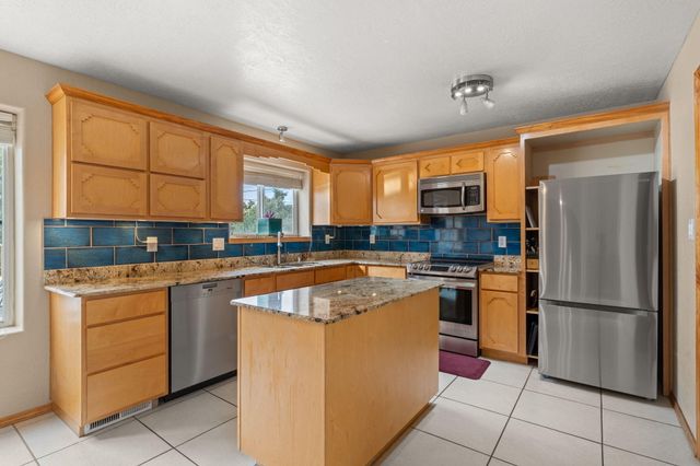 609 MARK Drive NE, Albuquerque, NM 87123