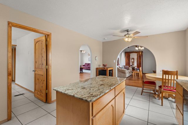 609 MARK Drive NE, Albuquerque, NM 87123