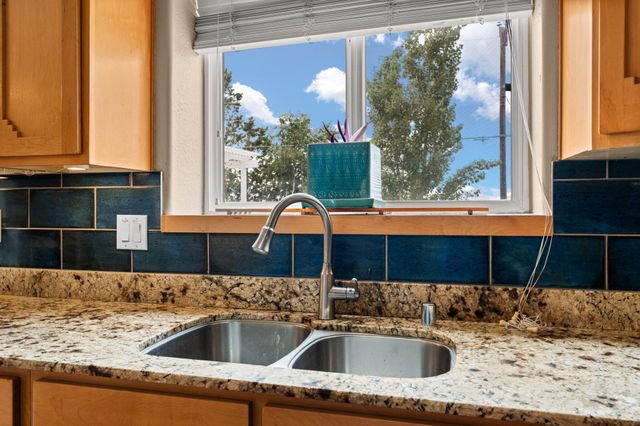 609 MARK Drive NE, Albuquerque, NM 87123