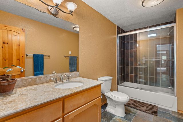 609 MARK Drive NE, Albuquerque, NM 87123