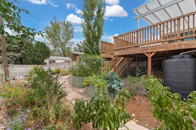 609 MARK Drive NE, Albuquerque, NM 87123