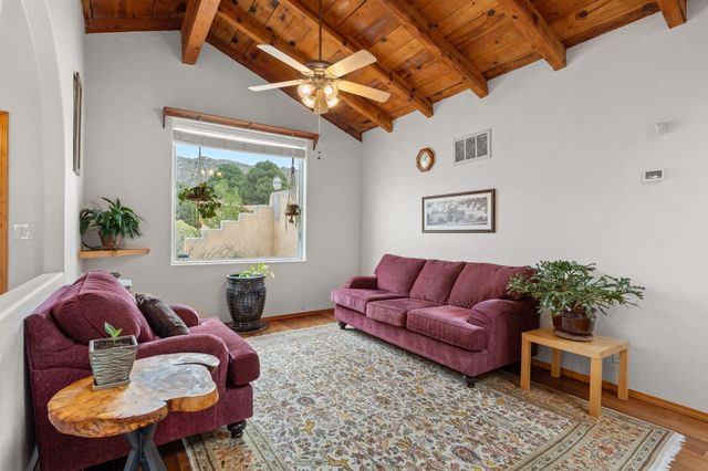 609 MARK Drive NE, Albuquerque, NM 87123