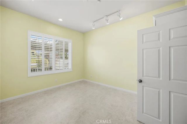 31027 E Sunset Drive North, Redlands, CA 92373