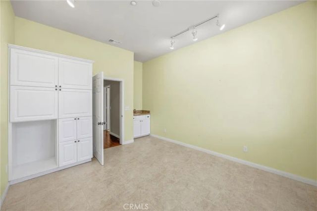 31027 E Sunset Drive North, Redlands, CA 92373