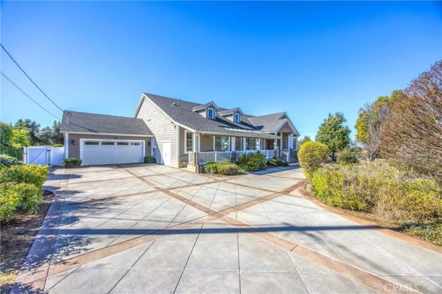 31027 E Sunset Drive North, Redlands, CA 92373