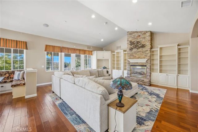 31027 E Sunset Drive North, Redlands, CA 92373